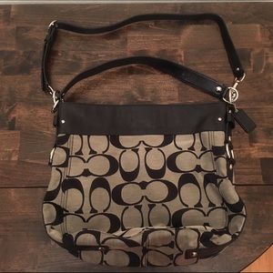Coach Signature Fabric Zoe Purse