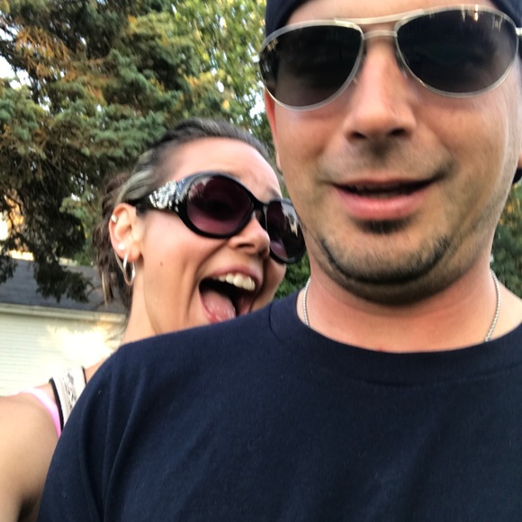 Meet your Posher, Amber - Picture 7 of 8