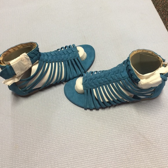 Last size 6.5 - Picture 3 of 4