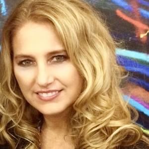 Meet your Posher, Ellen