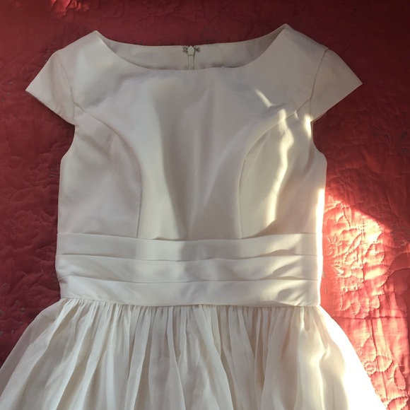 Cap sleeve dress - Picture 2 of 3