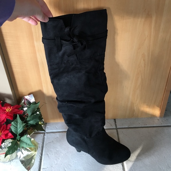 Black Boots