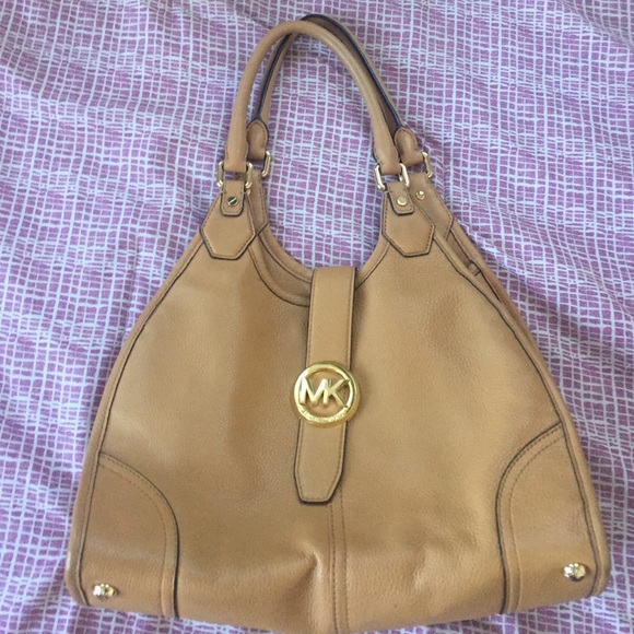 Michael Kors hand bag