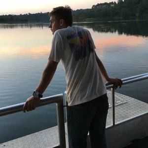 Meet your Posher, Brian