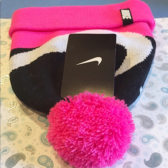 Nike Winter Beanie Hat