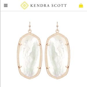 Rose gold/ Ivory Pearl Danielle