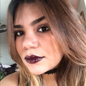 Meet your Posher, Karina