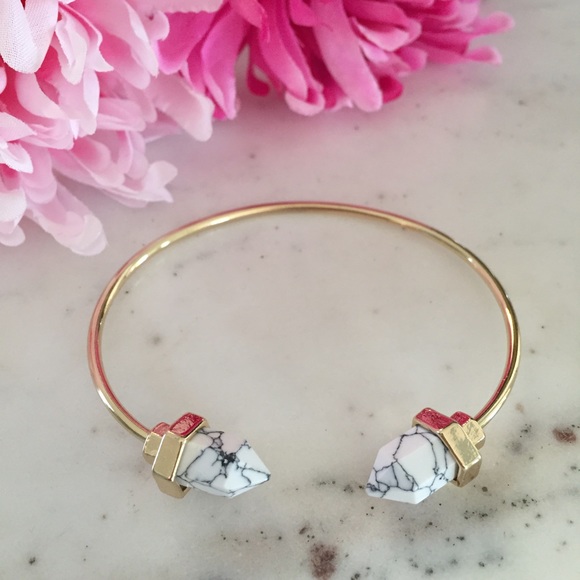 "Willow" Bracelet || White Marble & Gold Cuff - Picture 2 of 6