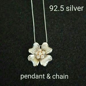 Silver & rose gold Dogwood flower necklace (92.5)