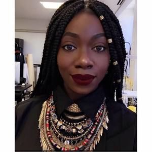 Meet your Posher, Jacqueline