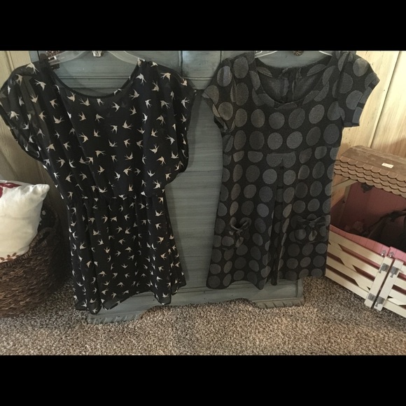 Size medium dresses. Worn once. - Picture 1 of 1