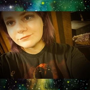 Meet your Posher, Cassandra