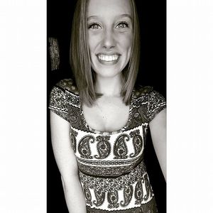 Meet your Posher, Brooke