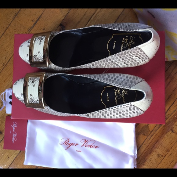 SOLD RV Roger Vivier python snakeskin pumps buckle - Picture 4 of 4