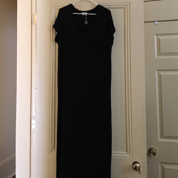 Zara sleeved maxi dress with pocket