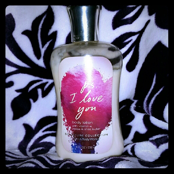 ‼️FREEW/BUNDLE‼️P.S. I LOVE YOU B&BW