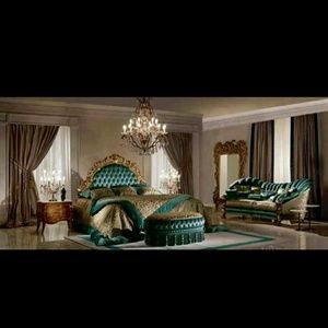 Meet your Posher, Muna