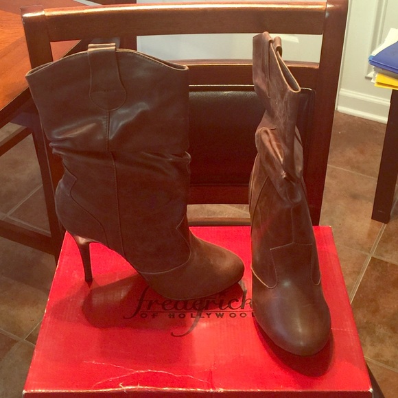 New boots🎉🎊 Never Worn