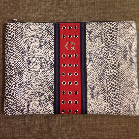 C Wonder Clutch