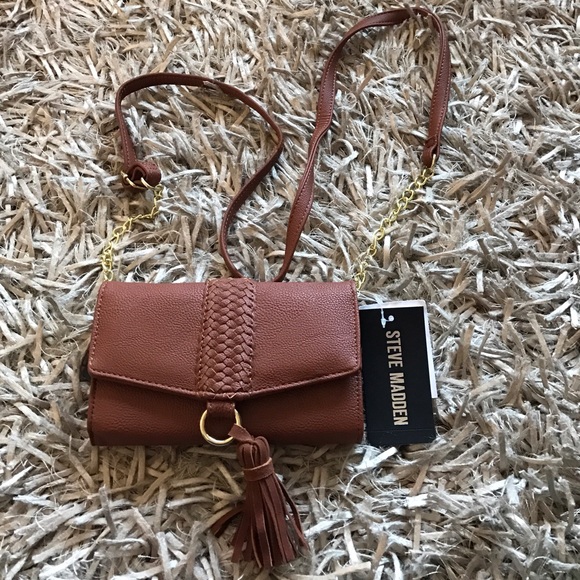 ❌sold❌Steve Madden tan crossbody bag - Picture 2 of 4
