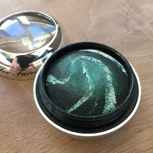 Too Faced Moon Beam eyeshadow