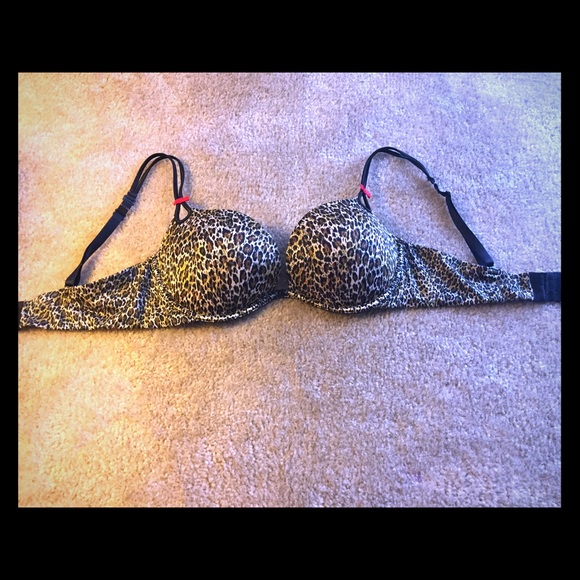 Victoria's Secret Push Up Bra 34D
