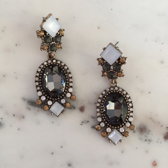 "Isabelle" Earrings || Gray Crystal Statement - Picture 2 of 6