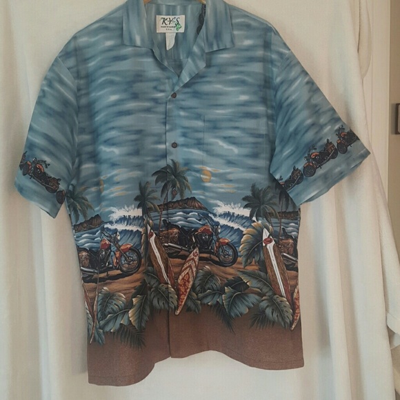 Hawaiian shirt short sleeve button up