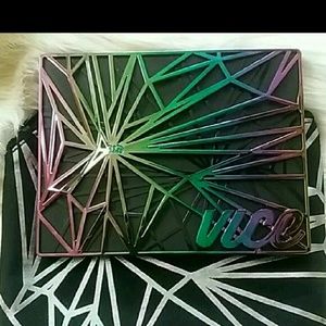 Urban Decay Vice 4
