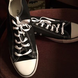 Size 12 Men's Converse Chuck Taylor All star low