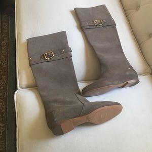 JUST REDUCED!!! NEW Chloe Suede boots 🦃 💰