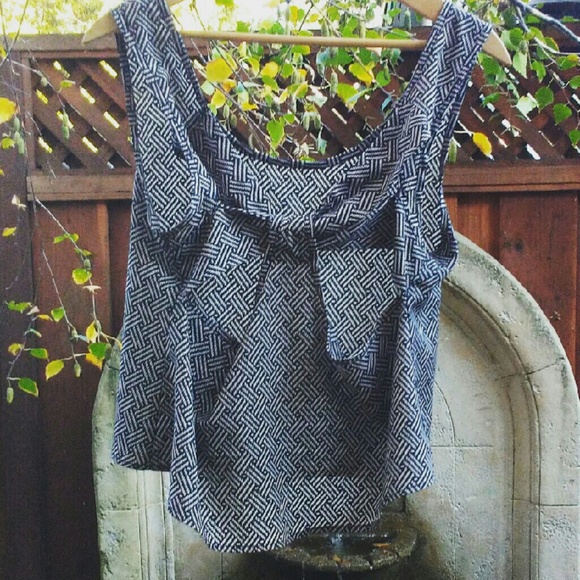 Short Cut Out Tank