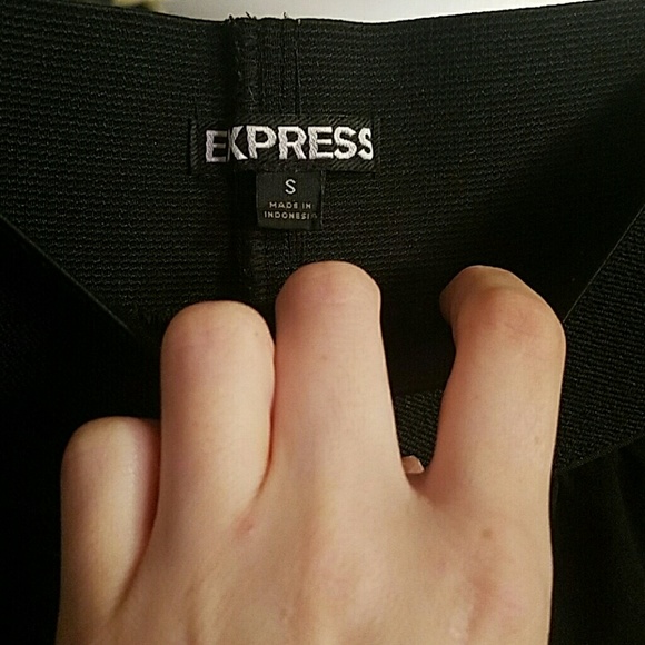 Black express skater skirt, size small!! - Picture 4 of 4