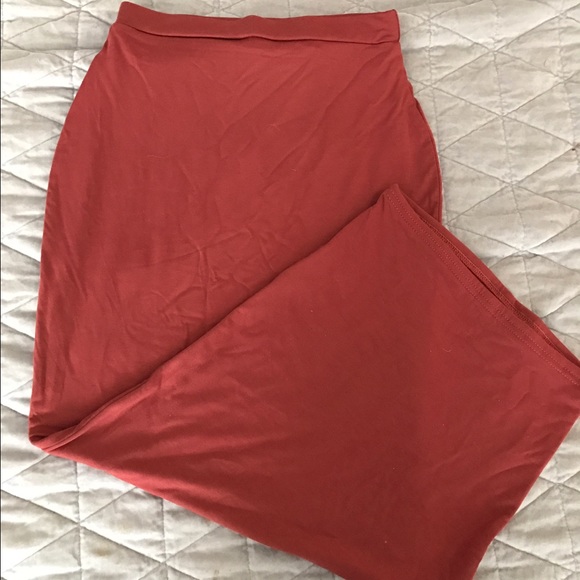 NWOT Missguided jersey midi skirt
