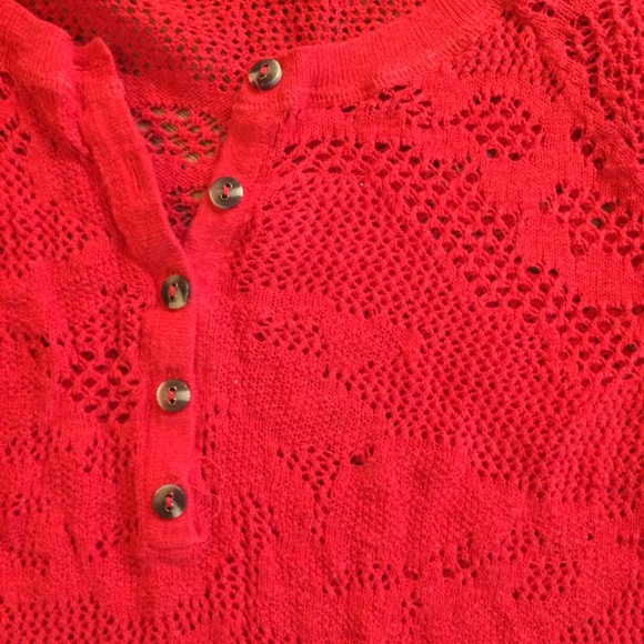 Red Top - Picture 2 of 4
