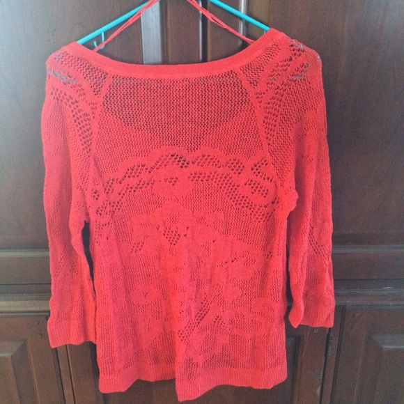 Red Top - Picture 4 of 4