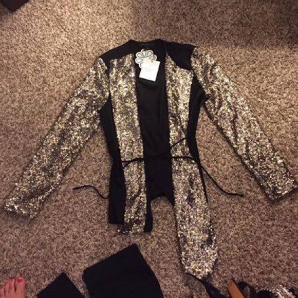 Shop Hope's SEQUIN JACKET/TOP ! - Picture 2 of 2