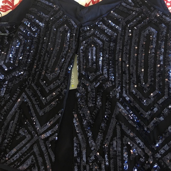 NWT Blue Sequin Top with open back - Picture 3 of 4