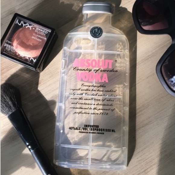 Pink Absolut Vodka Case 💕