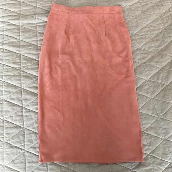 NWOT Missguided suede pencil skirt
