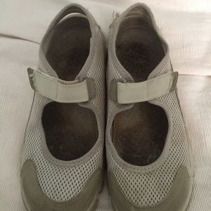 Woman's L.L Bean Shoes!