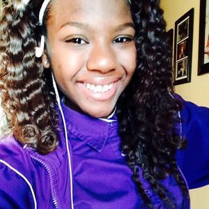 Meet your Posher, Alyssah