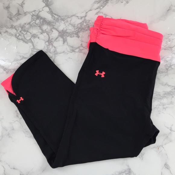 Under Armour Pants - Under Armour Cropped leggings