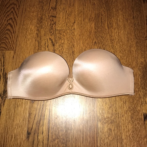 VS Bombshell Bra // Strapless