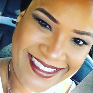 Meet your Posher, Jackie