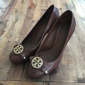 Tory Burch brown pumps