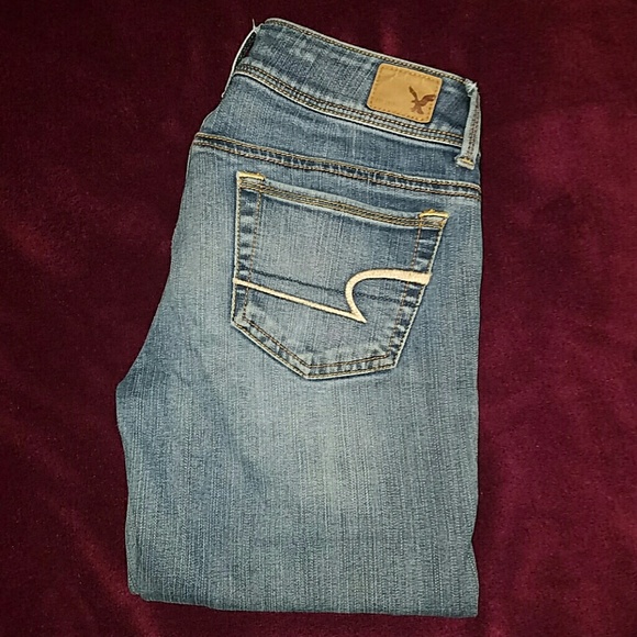 American eagle bootcut jeans size 2 regular.