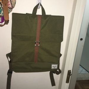 Herschel Supply Company City backpack mid-volume