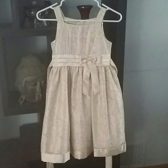 Holiday dress
