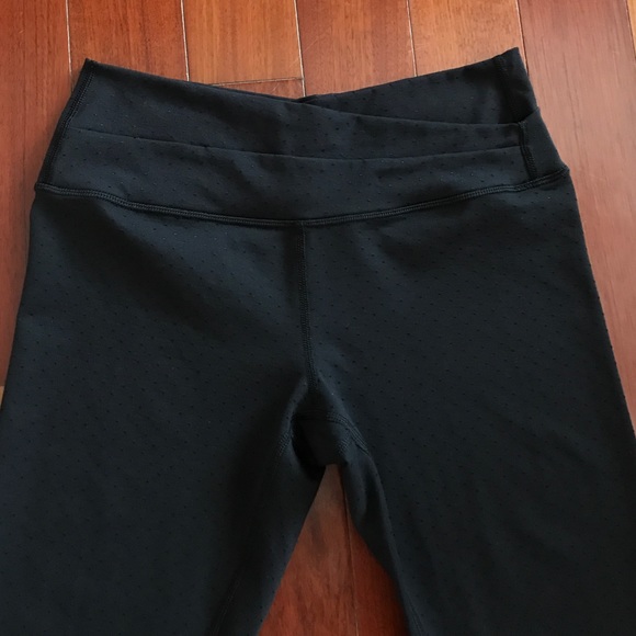 Lululemon Astro wunder under polkadot crops 4/XS